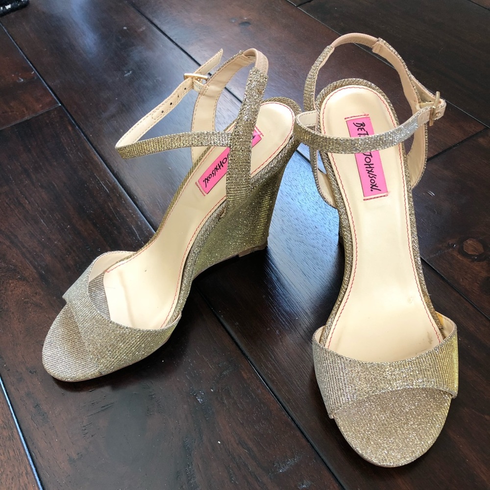 Betsey Johnson Gold Sparkle Wedges - 8.5